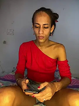 Snapshot of AlexaWarner chatting on July 4, 2026, 7:07 pm AlexaWarner online show from July 4, 2026, 7:07 pm