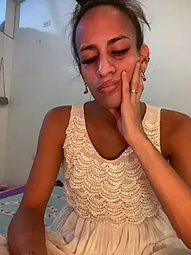 Snapshot of AlexaWarner chatting on August 2, 2026, 10:40 pm AlexaWarner online show from August 2, 2026, 10:40 pm