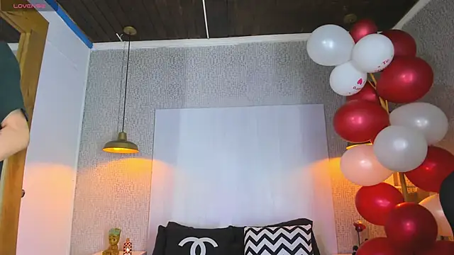 Snapshot of VladHellsing4 chatting on February 22, 2026, 4:30 pm VladHellsing4 online show from February 22, 2026, 4:30 pm