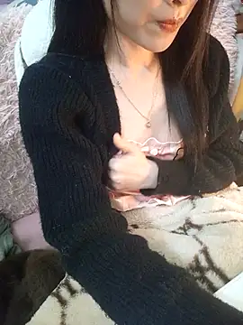 Lovely kute online show from January 6, 2026, 4:11 pm