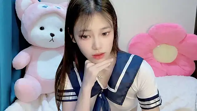 Snapshot of Barbie-168 chatting on December 23, 2024, 2:39 pm Barbie-168 online show from December 23, 2024, 2:39 pm