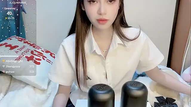 Snapshot of Barbie-168 chatting on January 10, 2025, 7:35 am Barbie-168 online show from January 10, 2025, 7:35 am