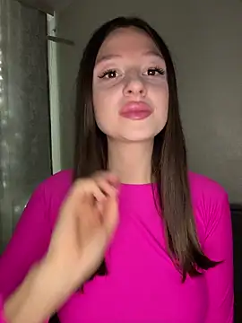 Kimsweet7 online show from November 27, 2025, 5:57 pm