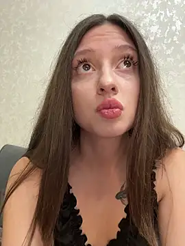 Kimsweet7 online show from December 5, 2025, 6:06 pm