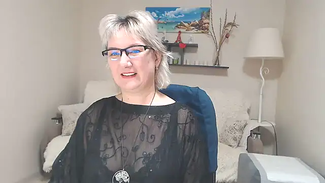 FleurMays online show from February 12, 2025, 7:02 am