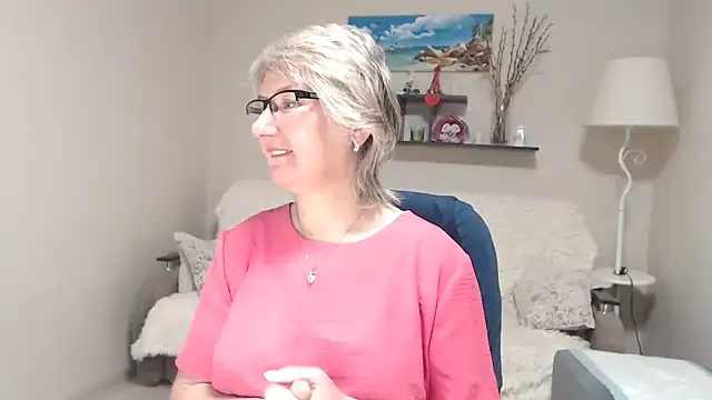 FleurMays online show from January 15, 2026, 5:55 am