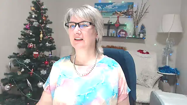 FleurMays online show from December 19, 2025, 5:32 am