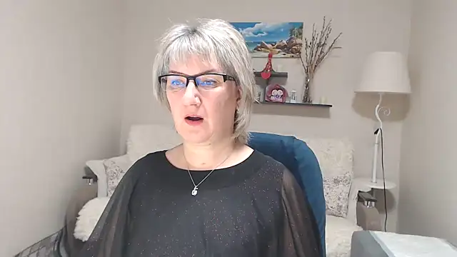 FleurMays online show from November 8, 2025, 5:00 am