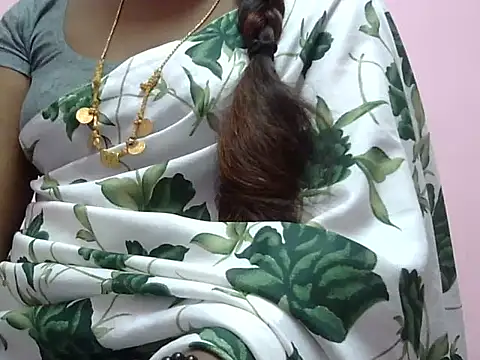 Snapshot of Hot_akshara chatting on November 19, 2025, 5:46 pm Hot akshara online show from November 19, 2025, 5:46 pm