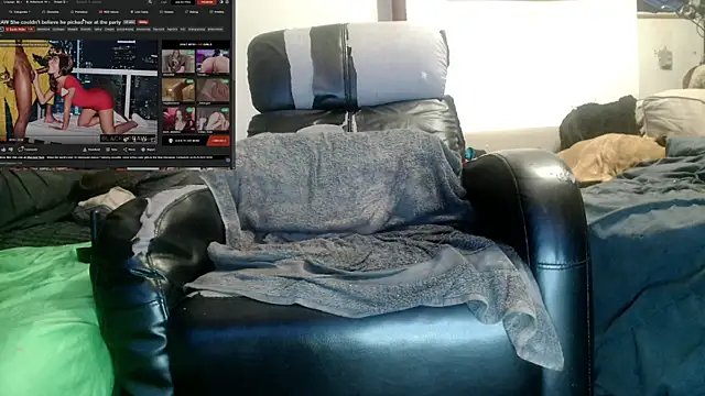 Snapshot of Gigadickman chatting on March 2, 2025, 11:28 pm Gigadickman online show from March 2, 2025, 11:28 pm