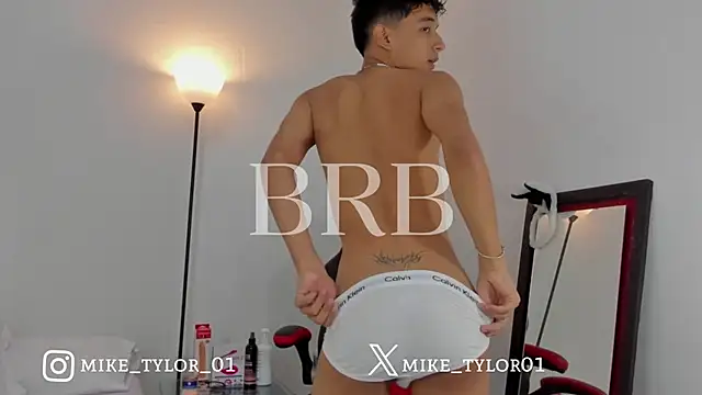 mike tylor01 online show from October 10, 2025, 12:39 pm