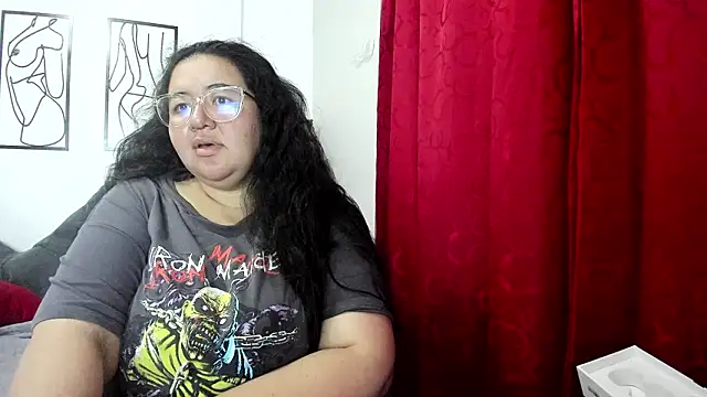 Snapshot of RubyPirsso18 chatting on February 25, 2026, 9:14 pm RubyPirsso18 online show from February 25, 2026, 9:14 pm