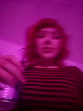 Snapshot of Sarah-Stoner chatting on July 5, 2026, 3:33 am Sarah-Stoner online show from July 5, 2026, 3:33 am