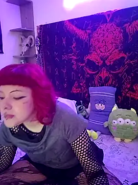Snapshot of Sarah-Stoner chatting on July 15, 2026, 11:45 pm Sarah-Stoner online show from July 15, 2026, 11:45 pm