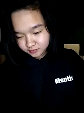 Thomgdee online show from March 9, 2025, 9:35 am