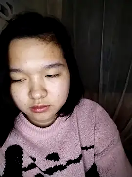 Thomgdee online show from March 6, 2025, 5:00 pm