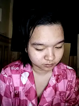 Thomgdee online show from March 5, 2025, 6:44 am