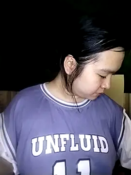 Thomgdee online show from March 11, 2025, 1:45 pm