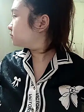 Thomgdee online show from November 17, 2025, 5:33 am