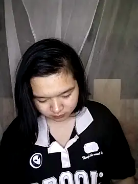 Thomgdee online show from March 3, 2025, 4:36 pm