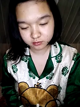 Thomgdee online show from February 28, 2025, 6:20 pm