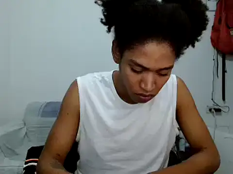 miriam775 online show from October 9, 2025, 11:27 pm