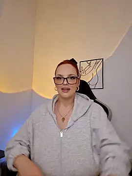 Snapshot of Jujuicy_97 chatting on February 22, 2026, 11:45 am Jujuicy 97 online show from February 22, 2026, 11:45 am