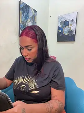 Snapshot of MaverickGray chatting on February 13, 2025, 1:15 pm MaverickGray online show from February 13, 2025, 1:15 pm