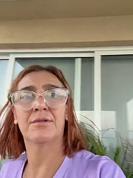 anastasia and jordan online show from December 5, 2025, 11:09 am