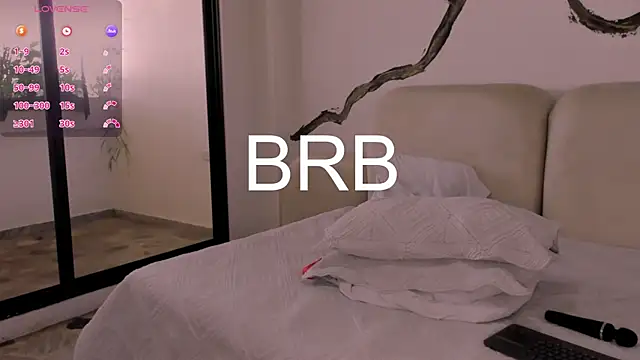 BridgetRodriguez online show from February 26, 2025, 7:32 pm