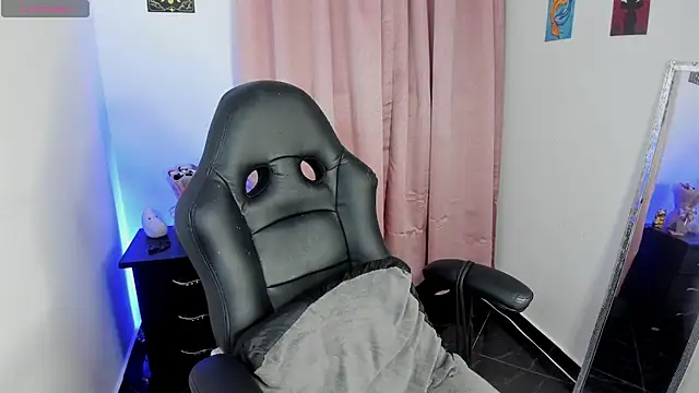 indra cam online show from November 30, 2025, 1:39 am