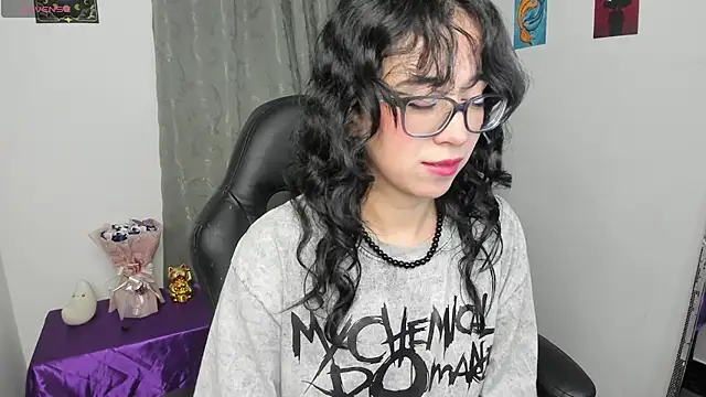 indra cam online show from May 31, 2026, 3:12 am