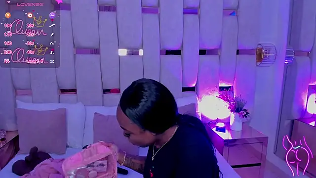 Snapshot of mia_schwarz chatting on March 3, 2026, 10:06 pm mia schwarz online show from March 3, 2026, 10:06 pm