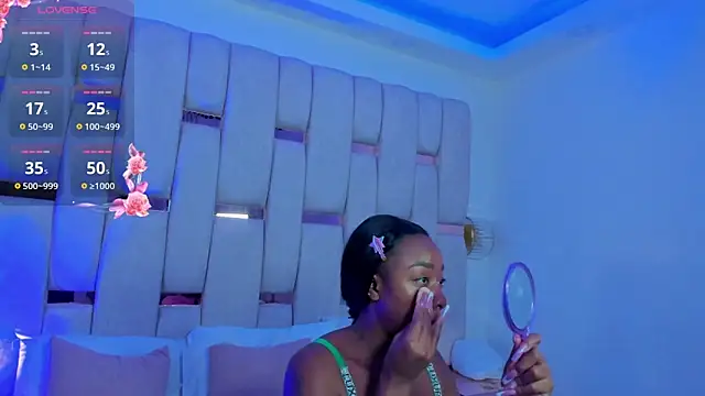 Snapshot of mia_schwarz chatting on February 13, 2026, 9:37 pm mia schwarz online show from February 13, 2026, 9:37 pm