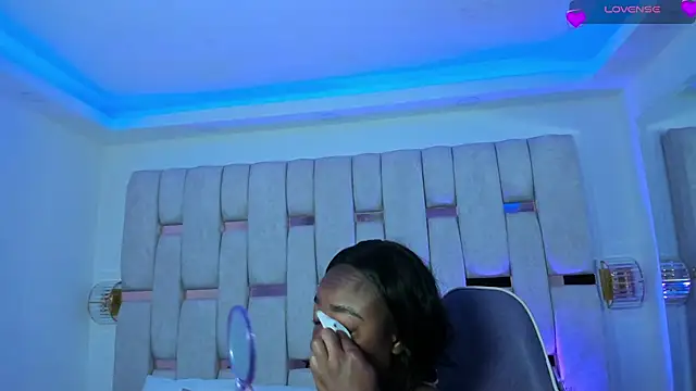 mia schwarz online show from March 10, 2026, 10:47 pm