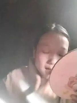 Snapshot of lytamye chatting on December 19, 2024, 2:45 am lytamye online show from December 19, 2024, 2:45 am