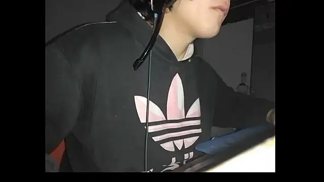 Xtrem3HARDxxx online show from November 7, 2025, 7:57 am