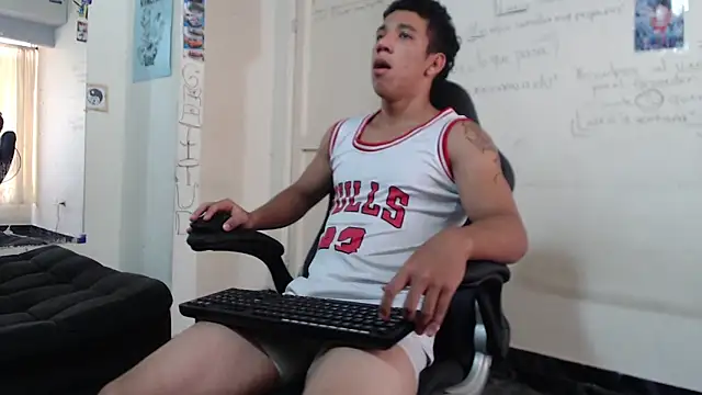 ethan noir online show from February 11, 2026, 7:25 pm