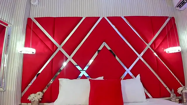 SusanCouper online show from January 12, 2026, 1:07 pm