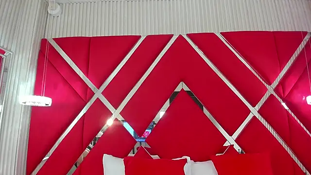 SusanCouper online show from February 11, 2026, 10:31 pm