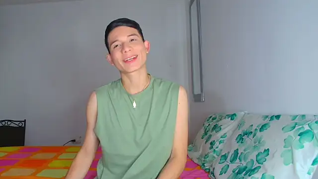 bryamer 19 online show from February 21, 2025, 5:02 am