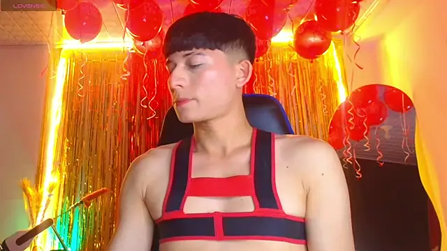 bryamer 19 online show from September 26, 2025, 1:01 am