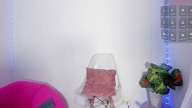 Agata clark online show from September 23, 2025, 3:46 am