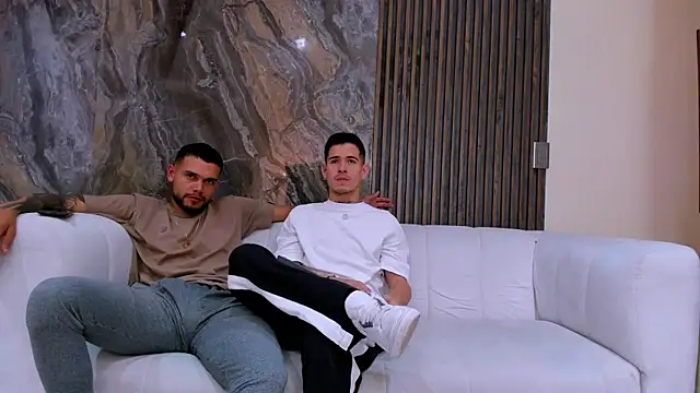 hot day online show from October 20, 2025, 8:31 pm