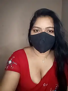 Snapshot of midhly chatting on December 10, 2024, 8:16 pm midhly online show from December 10, 2024, 8:16 pm