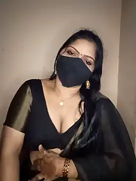 Snapshot of midhly chatting on January 5, 2025, 7:07 pm midhly online show from January 5, 2025, 7:07 pm