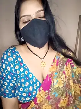 Snapshot of midhly chatting on December 12, 2024, 6:10 pm midhly online show from December 12, 2024, 6:10 pm