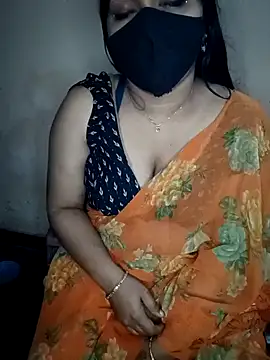 Snapshot of midhly chatting on December 8, 2024, 9:41 pm midhly online show from December 8, 2024, 9:41 pm