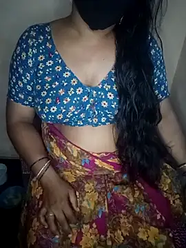 Snapshot of midhly chatting on February 18, 2025, 7:30 pm midhly online show from February 18, 2025, 7:30 pm