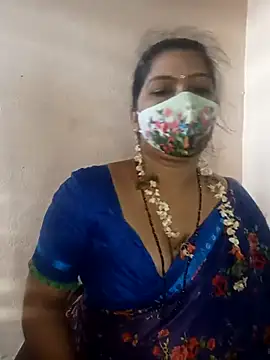 Snapshot of midhly chatting on February 23, 2025, 10:49 am midhly online show from February 23, 2025, 10:49 am